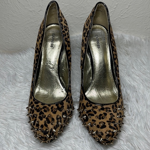 Express Real Hair Fur Leopard Print Spiked Platform Heel Pump - Picture 2 of 10